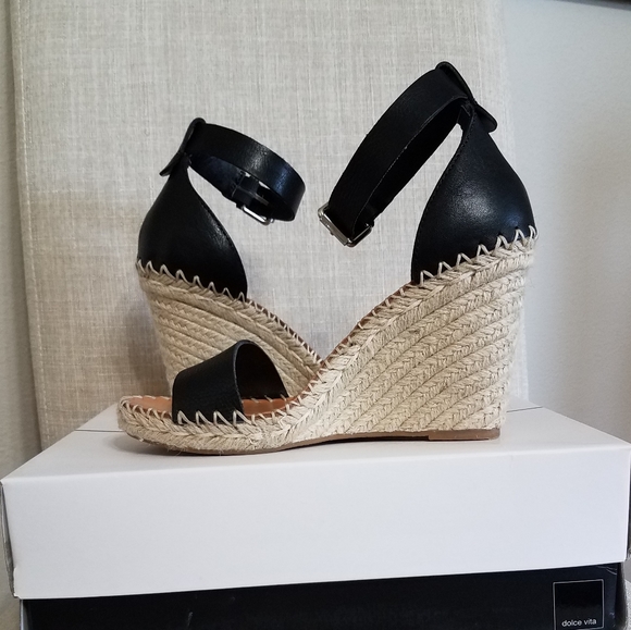 Dolce Vita Shoes - Dolce Vita wedge espadrilles